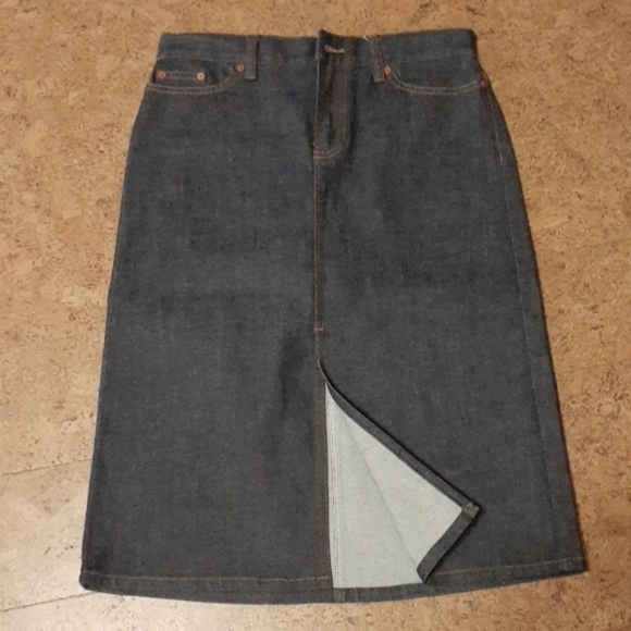 GAP Dresses & Skirts - Denim Midi Skirt